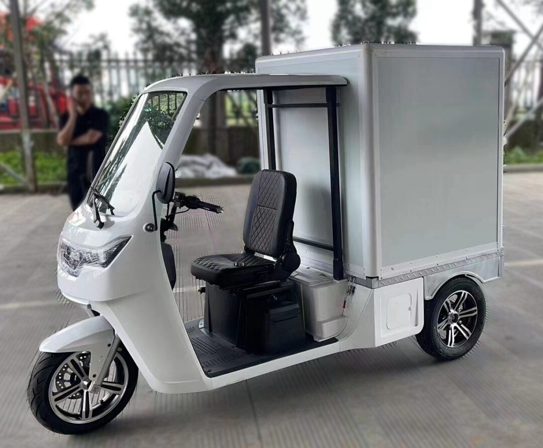 Electric Delivery Scooter | Last-mile Cargo Delivery